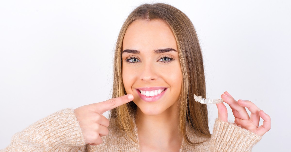 Gutiere invizibile SparK si Invisalign la Trident