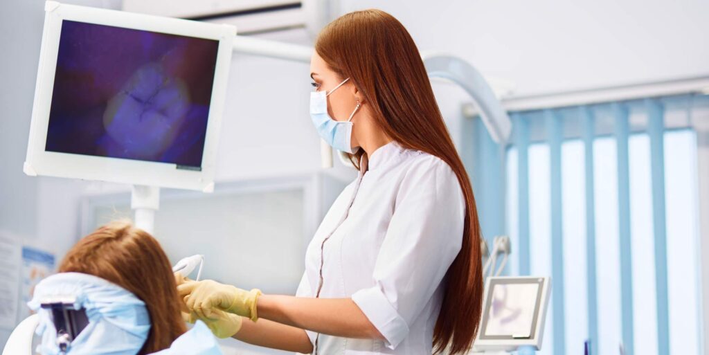 tratament endodontic | Trident